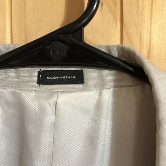 JF, J. Ferrar Slim Suit Jacket Men's Cream Blazer - Picture 2 of 7